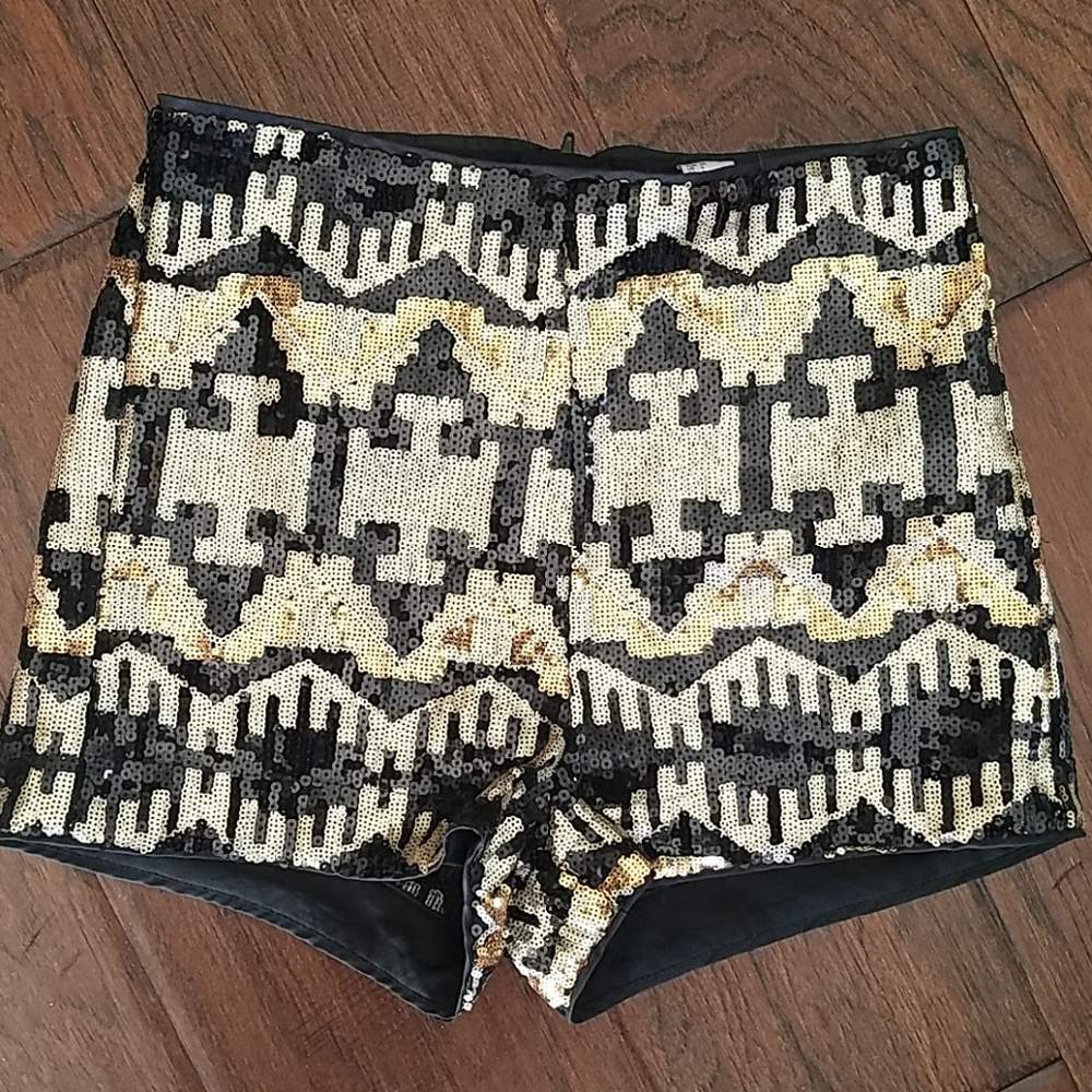 H&M DIVIDED Shorts